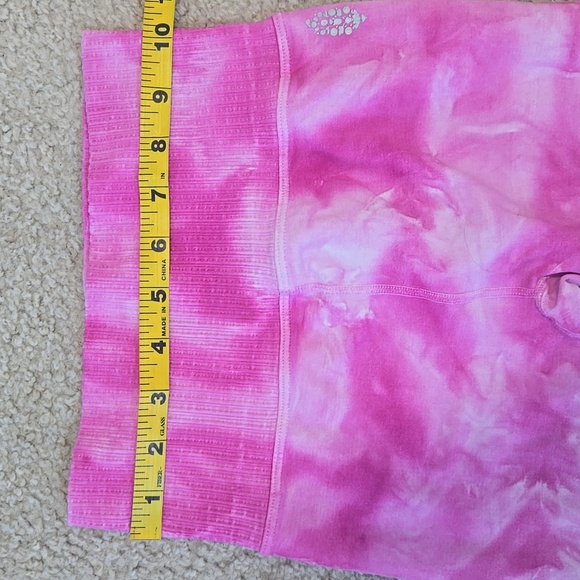 Free People Movment Good Karma Tie-Dye Leggings In Vivacious Pink Size XS/Small - Picture 4 of 11